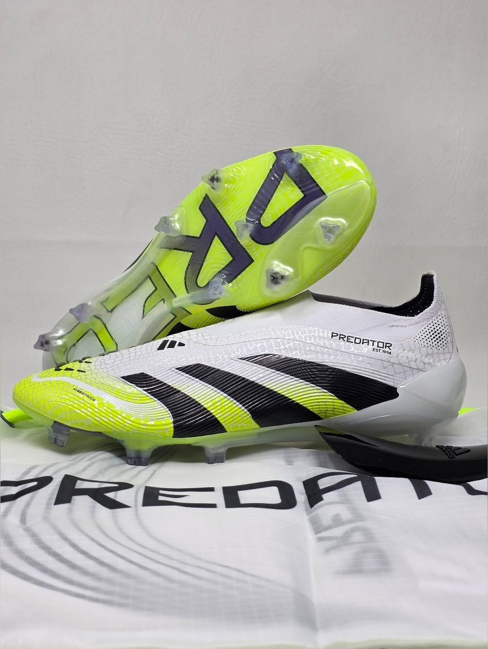Adidas Predator Elite Laceless FG Mens Size 9 White Green Soccer Cleats JI1075